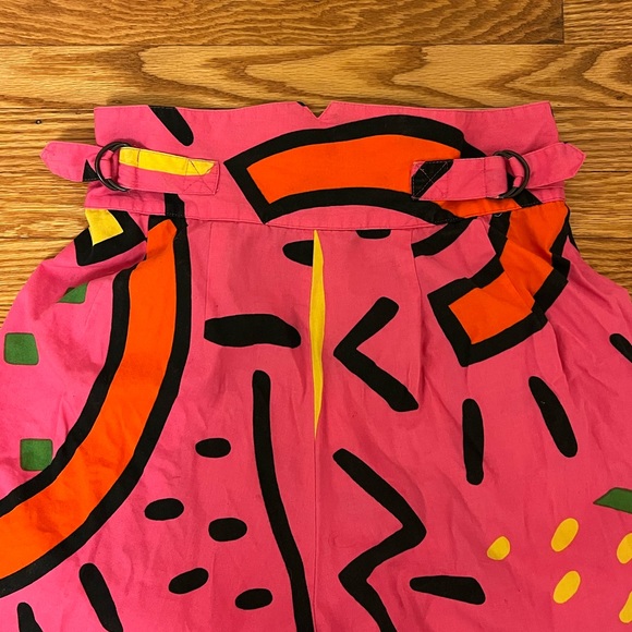 Vintage retro 80’s pink shorts - Picture 5 of 7